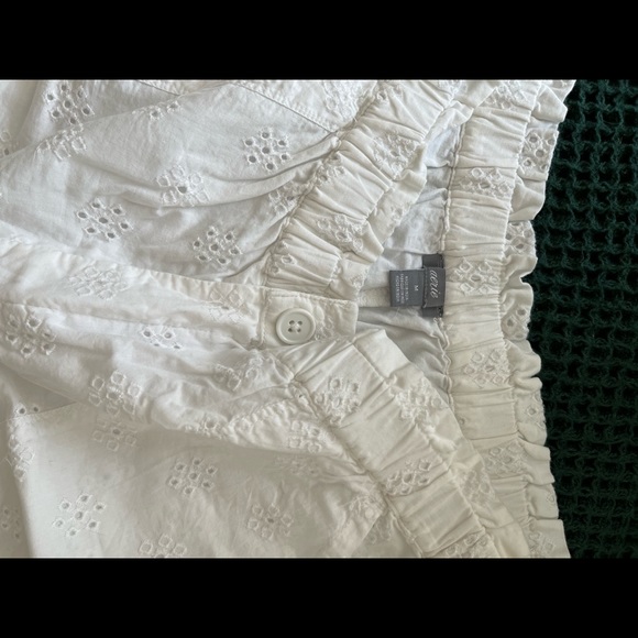 Aerie Eyelet Breezy Shorts - Picture 2 of 2